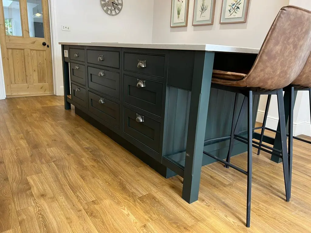 kitchen paint spraying Hadlow